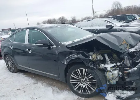 2015 Kia Cadenza Premium из США, поврежденный, VIN KNALN4D77F5176808